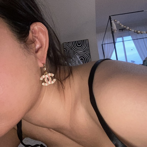 Authentic Chanel CC earrings - Picture 14 of 14